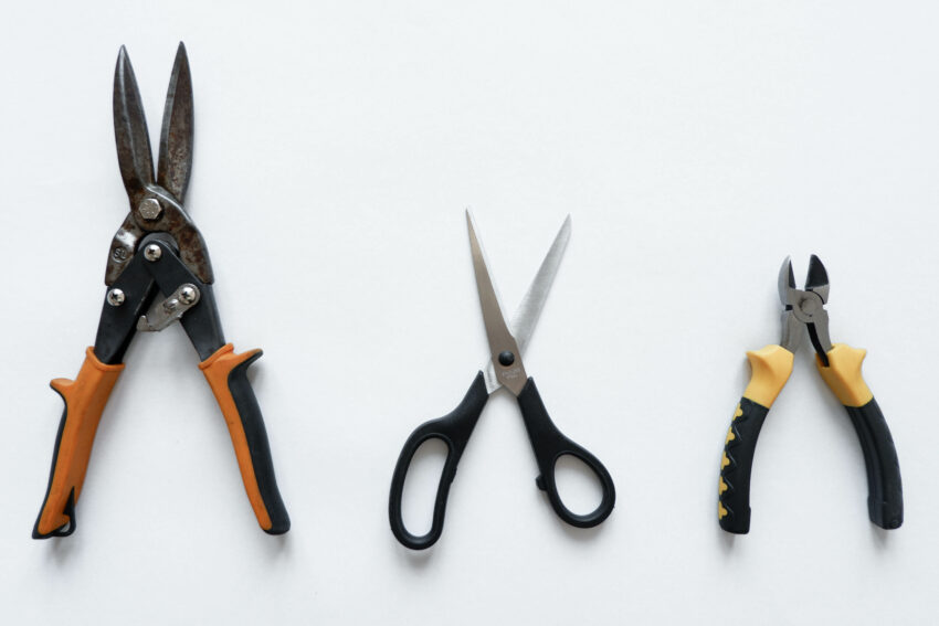 Cutting Chicken Wire (EASY GUIDE) Wire Fence