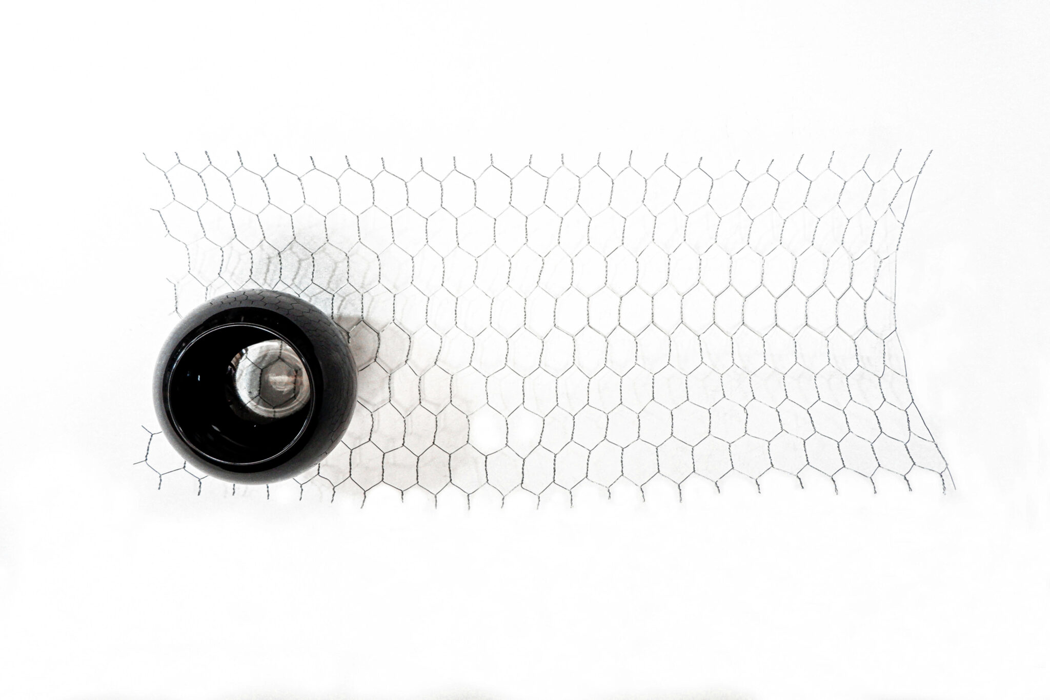 Using Chicken Wire in Flower Arrangements Wire Fence