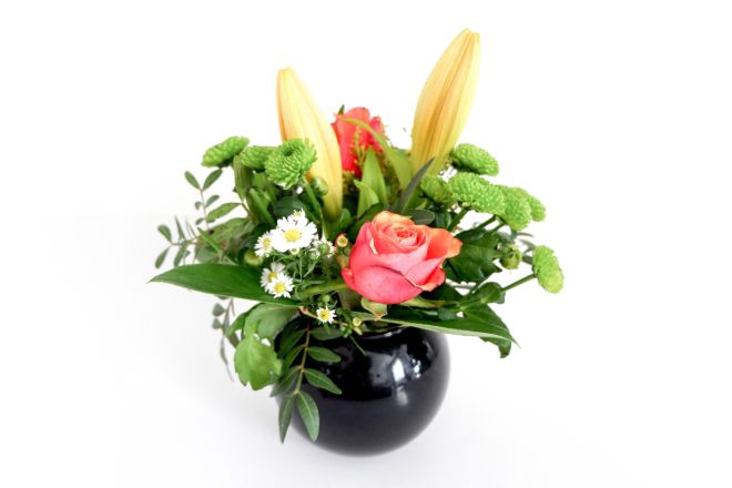 place-flowers-into-vase