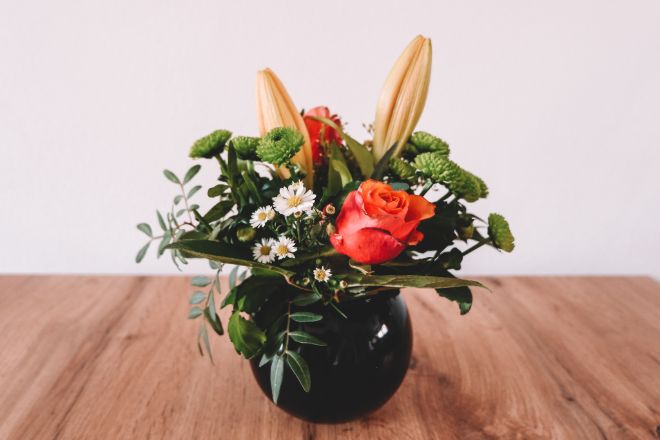 Using Chicken Wire in Flower Arrangements