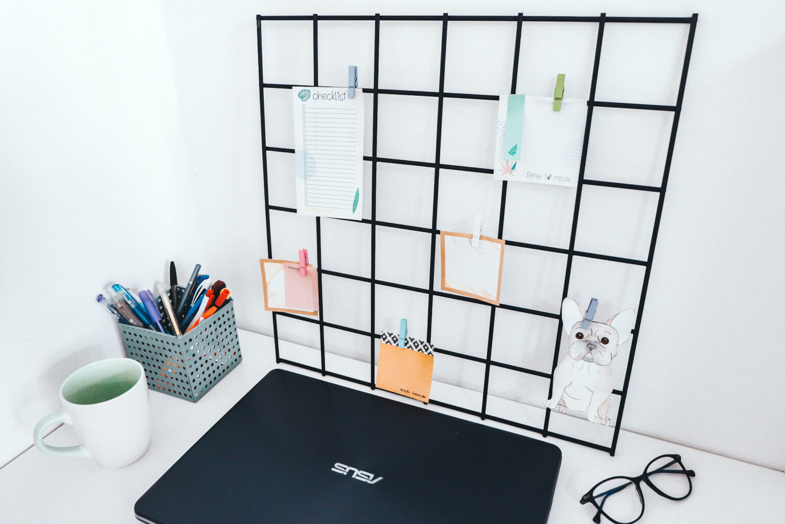 Wire Mesh Memo Board DIY (EASY STEPS) Wire Fence