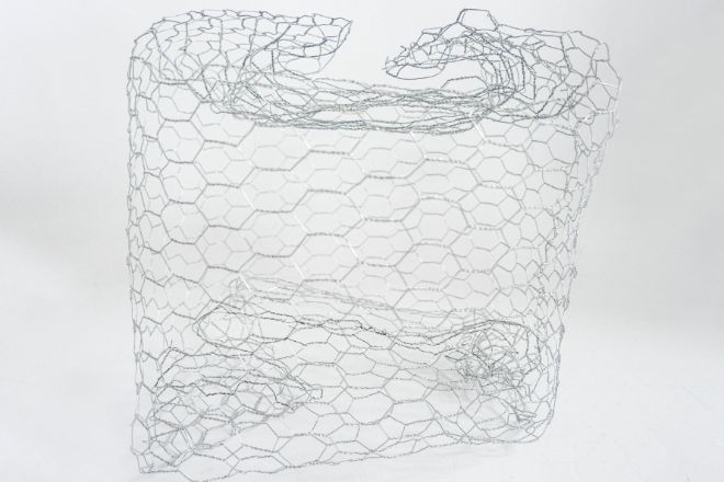 chicken-wire-ends-pushed-in