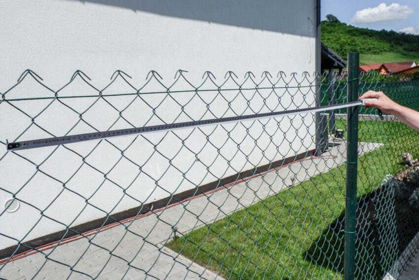 DIY Cat Proof Fence (STEP BY STEP GUIDE) Wire Fence