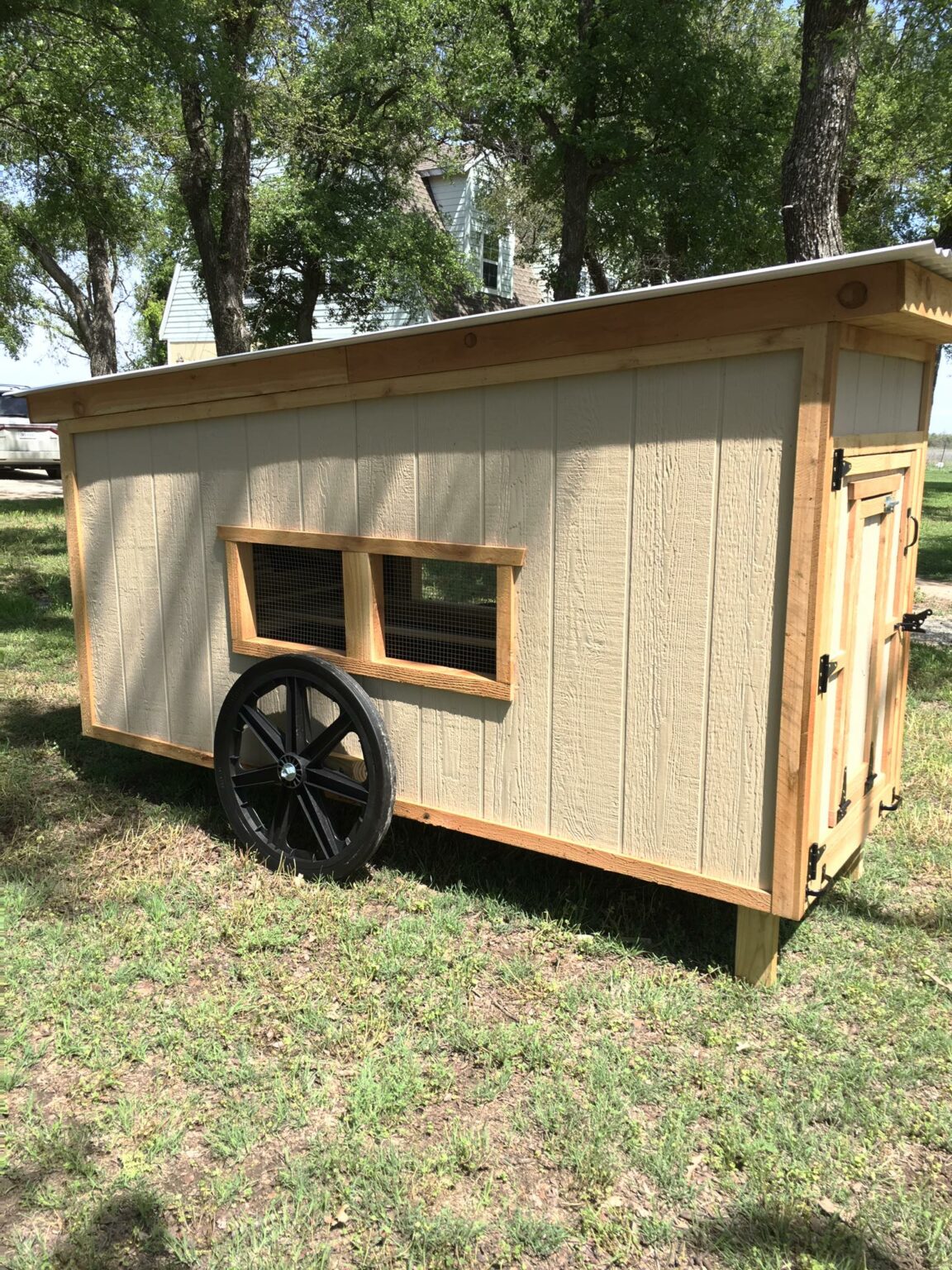 beige-mobile-coop