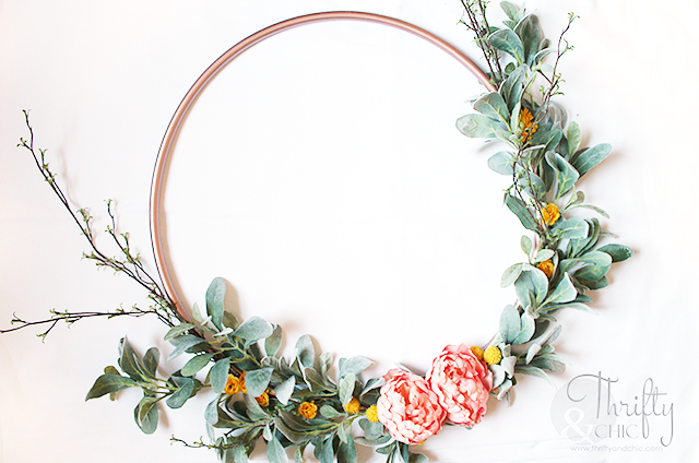 hula-hoop-wreath