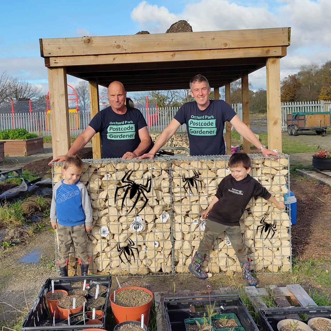 halloween-gabions
