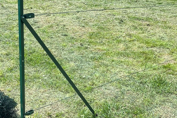 install-second-line-of-tensioning-wire