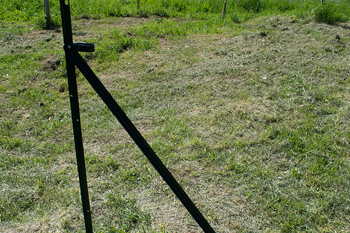 end-post-with-strut