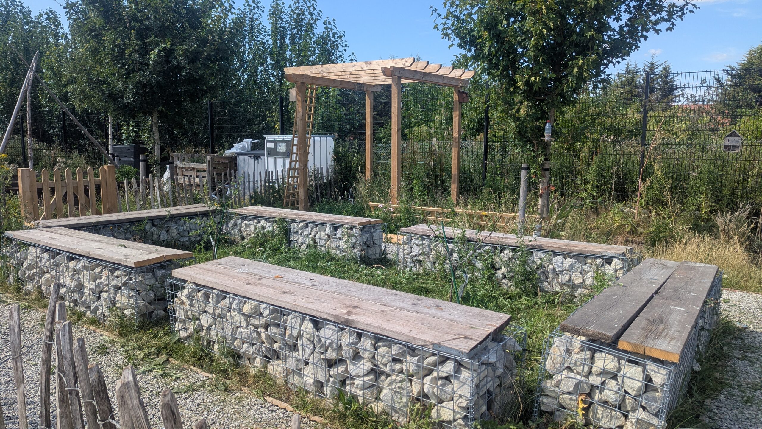 outdoor-classroom
