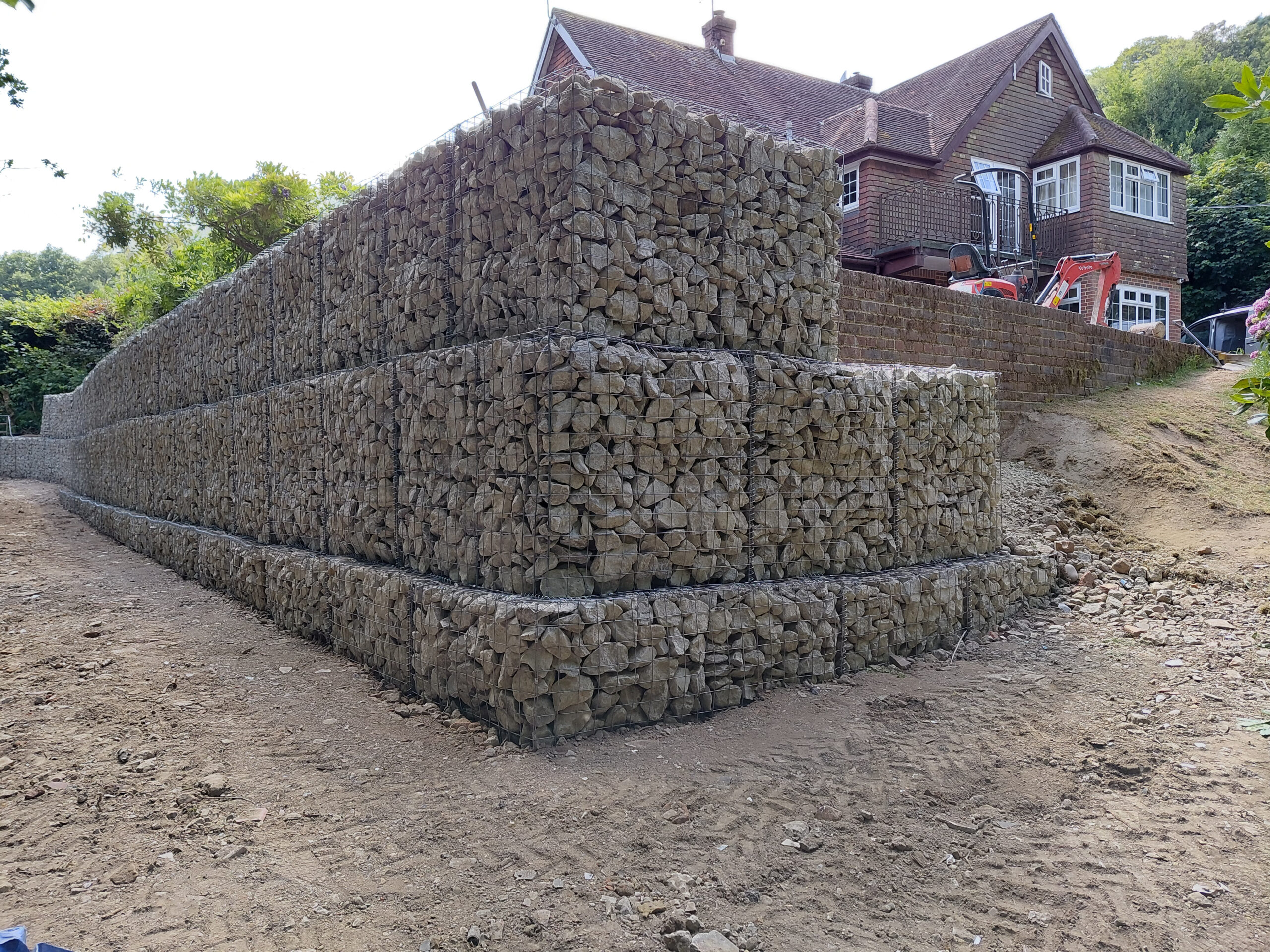 gabion-wall-in-front-of-old-wall