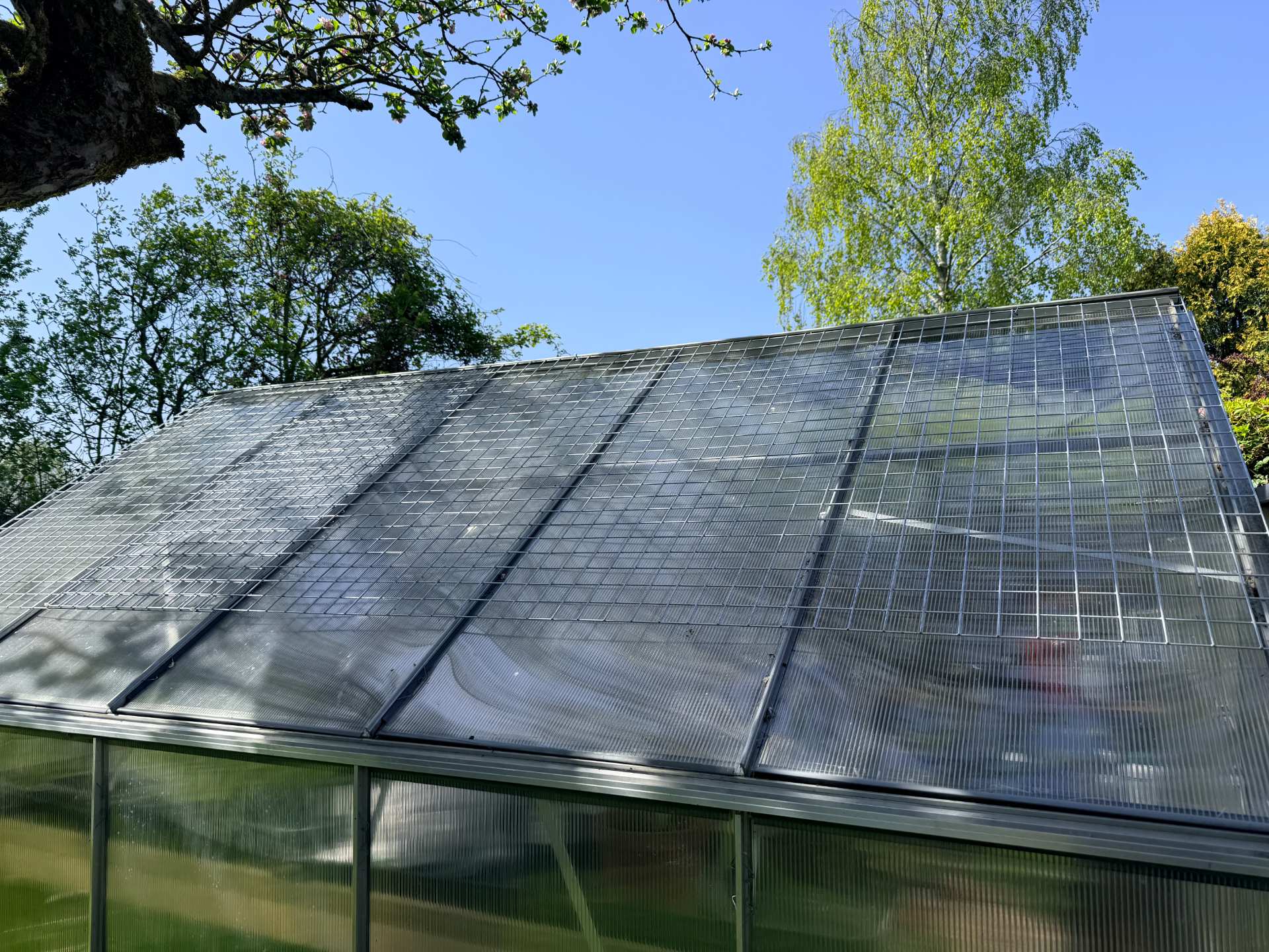 mesh-panel-green-house-roof-cover