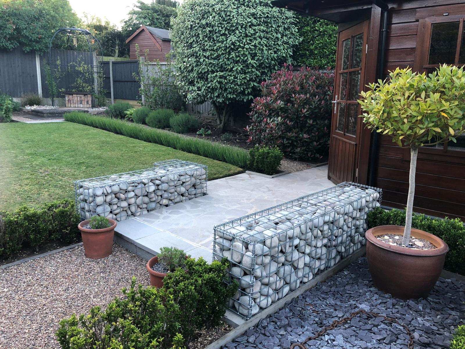 garden-patio-gabion-edging